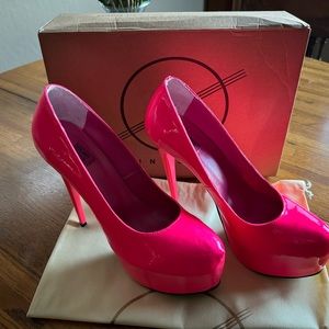 TANJA SHOES BRAND NEW
